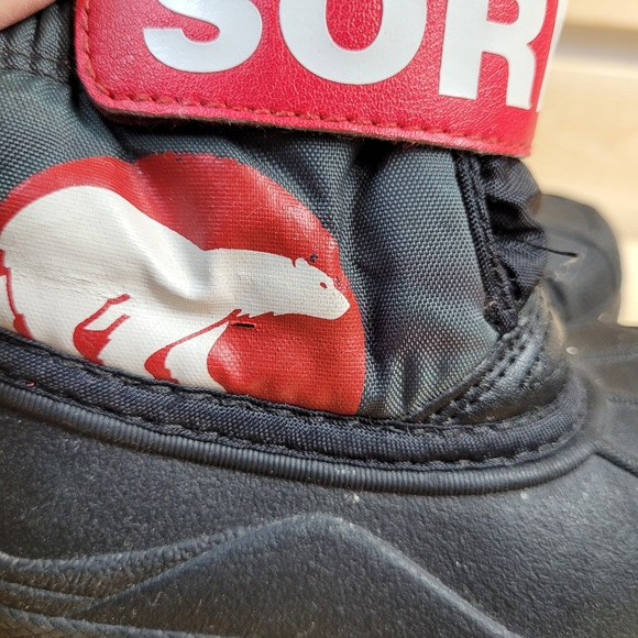 Sorel Toddler boots size 6 - Picture 2 of 9